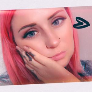 Meet your Posher, Becca